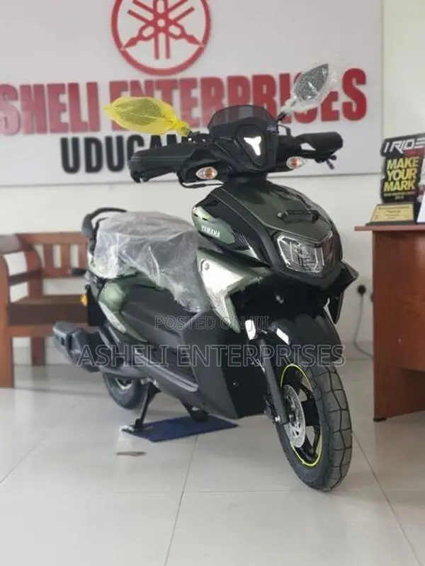 Yamaha Ray ZR STREET RALLY HYBRID 2025