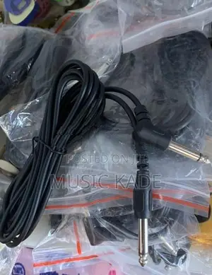 Guitar cable (3m)