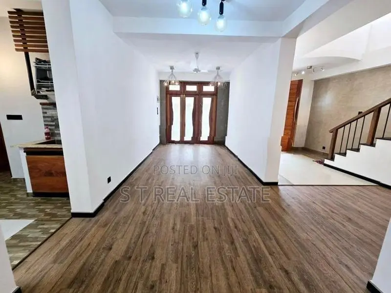 Paddy Field Facing Luxury 3 Story House For Sale In Pannipitiya