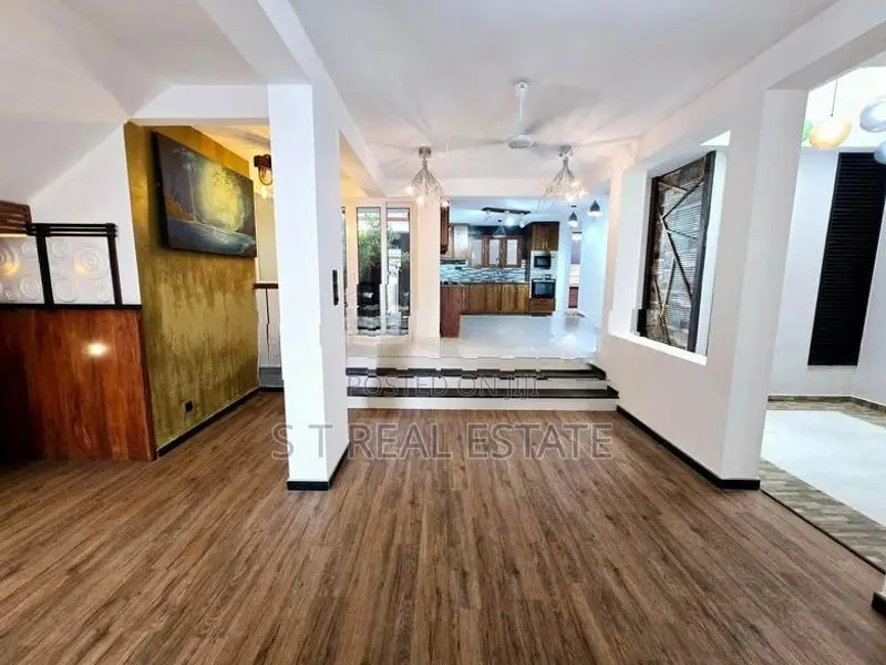 Paddy Field Facing Luxury 3 Story House For Sale In Pannipitiya
