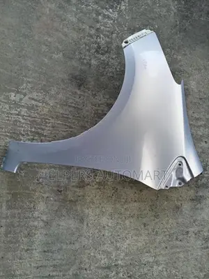 Toyota vitz ksp 90 fender