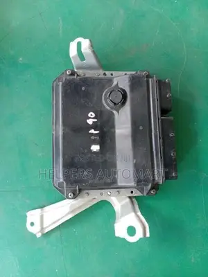 Toyota vitz ksp 90 ECU