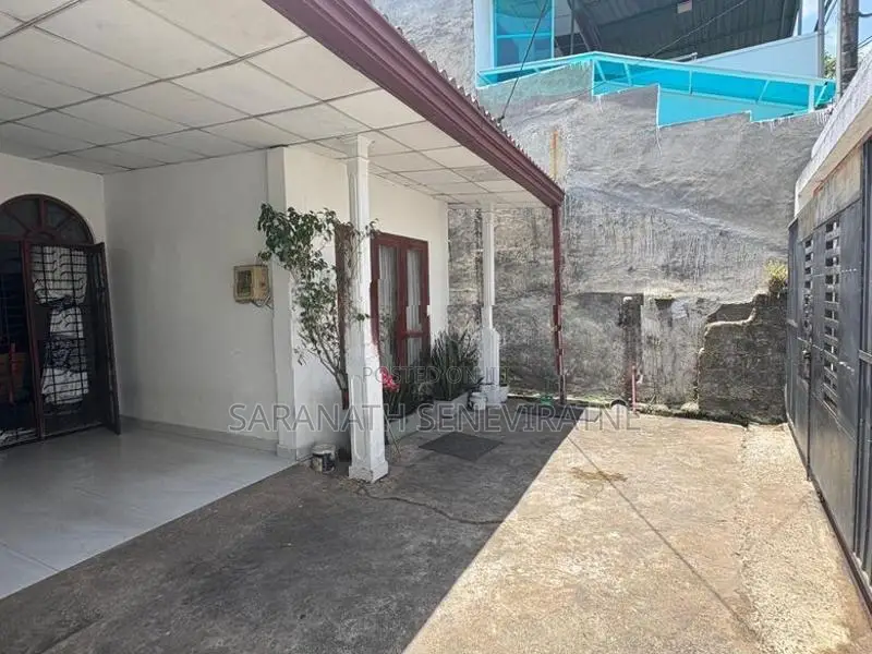 House for Sale in Wattala