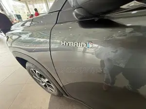 Toyota UrbanCruiser Hyryder 2025