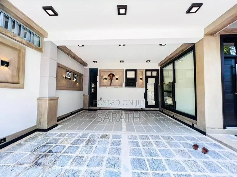7.5 P With Luxury House Furniture