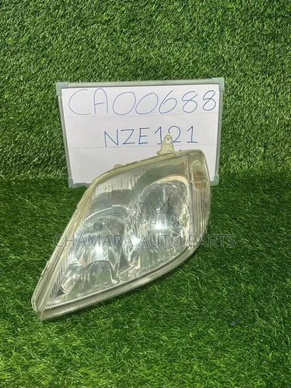 Toyota Corolla (NZE-121) Head Lamp