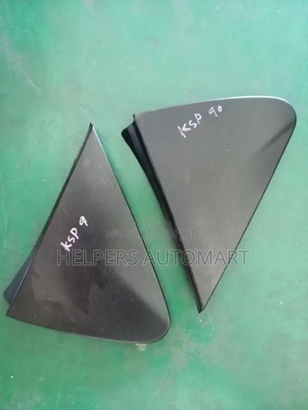 Toyota vitz ksp 90 Fender finishes