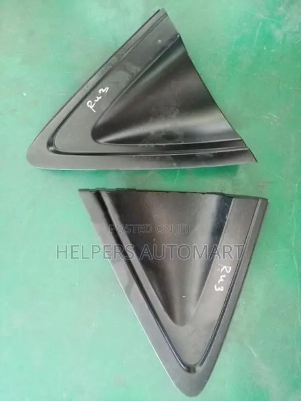 Honda vezel Ru3 Fender finishes