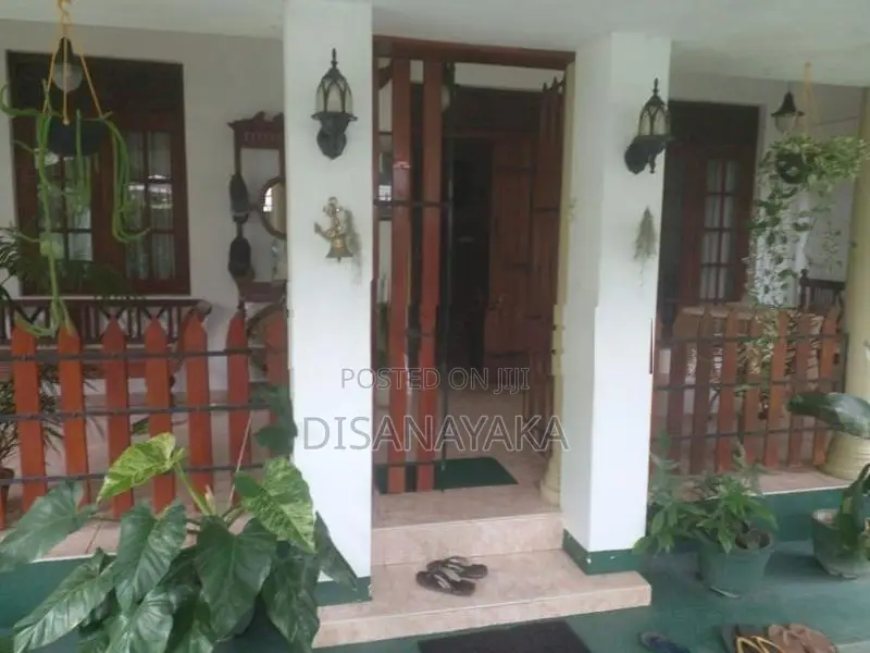 single story house with land for sale Ds45453