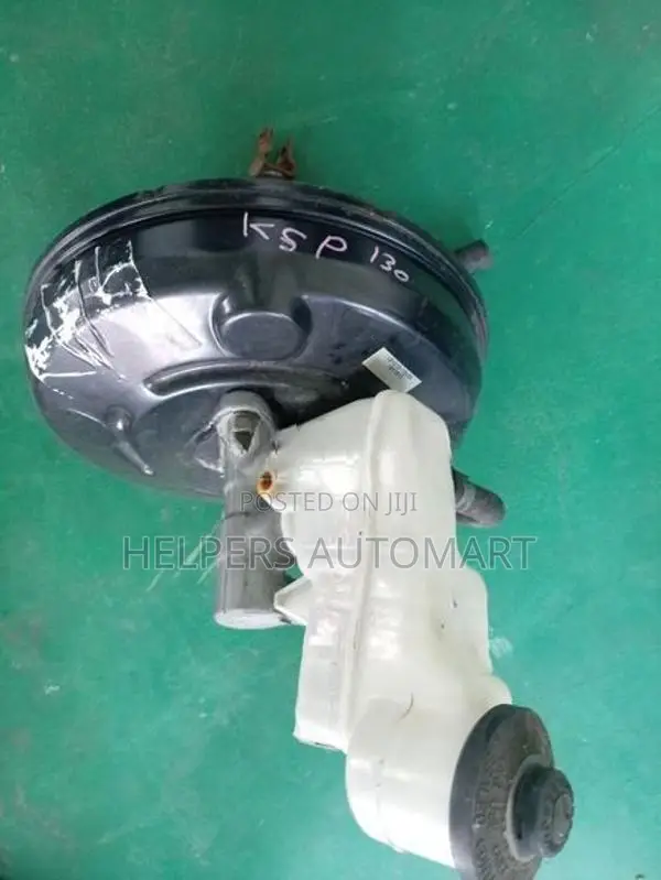 Toyota vitz ksp130 bracke booster
