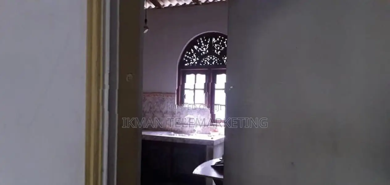 Upstairs House for Rent – Akurugoda, Matara