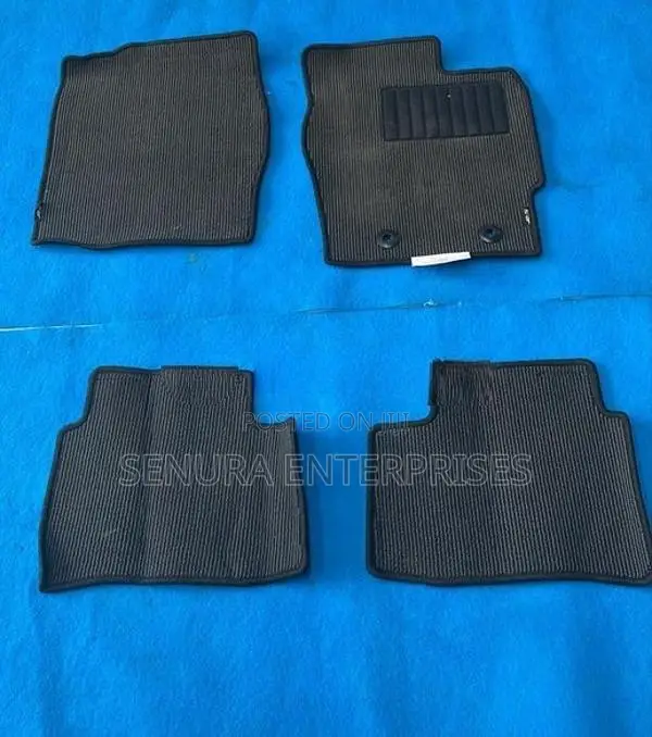 Daihatsu Mira LA350 Carpet