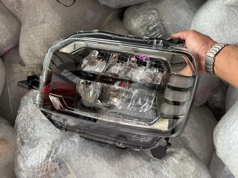 Daihatsu Taft Taff Headlight Head light Headlamp Lamp