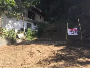 COMMERCIAL LAND FOR SALE IN KANDY (SP797)