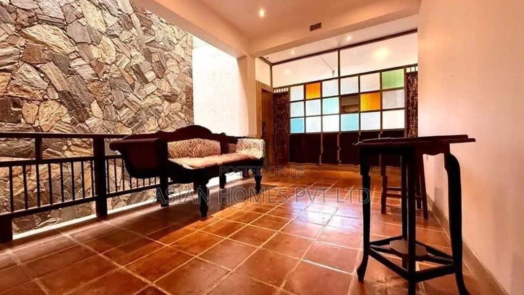 15.3 P 12500 SQ.FT HOTEL FOR SALE IN MOUNT LAVINIA