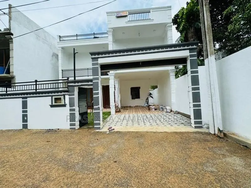 සුවිසල් දෙමහල් අති සුඛෝපභෝගී අලංකාර නවීනතම නිවස පිළියන්දල
