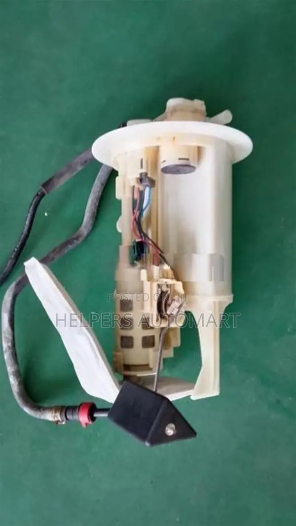 Toyota Vitz KSP130 Petrol Pump
