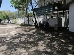 warehouse for sale in Mount Lavinia