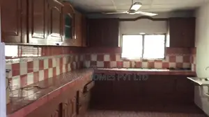 21 P OLD HOUSE FOR SALE LAND VALUE IN WELLWATTE