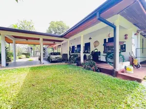 Single Storied Luxury House With Large Land for Sale