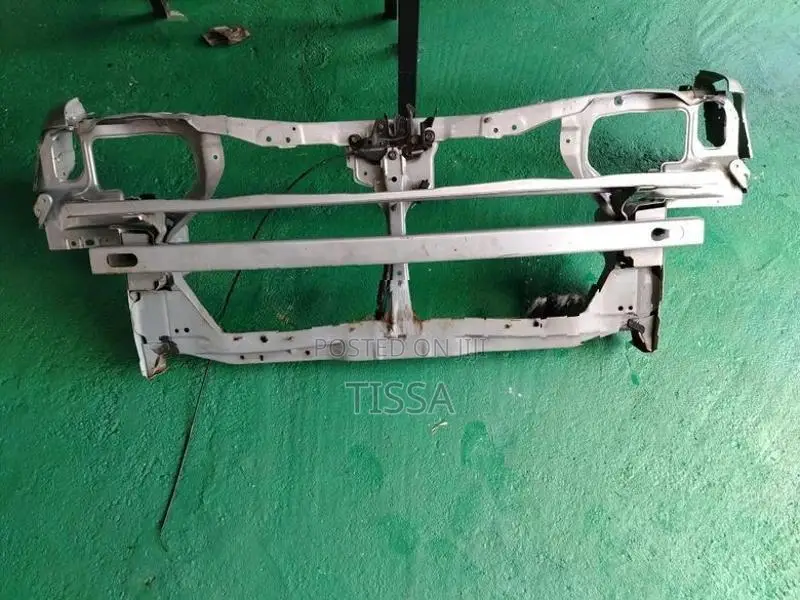 Nissan Sunny FB15 Nose Cut Panel