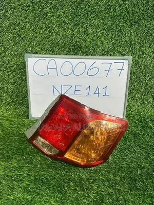 Toyota Corolla Axio ( NZE141) Tail Light