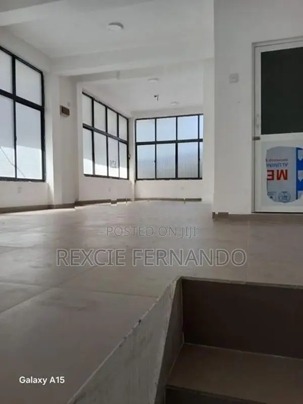 3 Storey Building in Rajagiriya