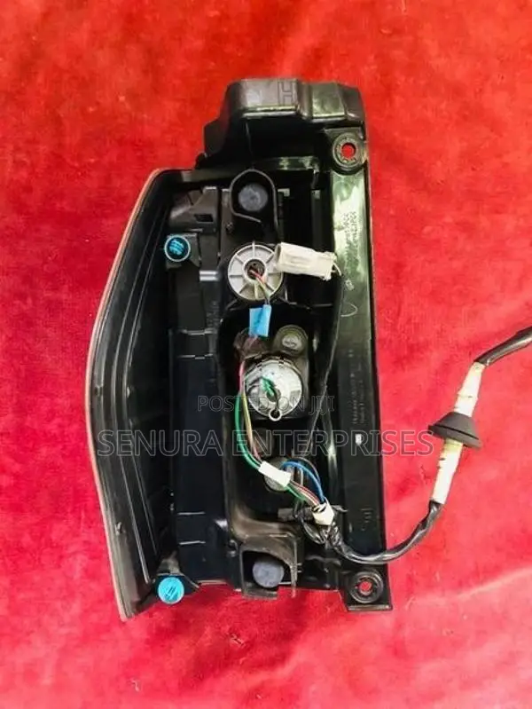 Daihatsu Tanto L600 Tail Light R/H