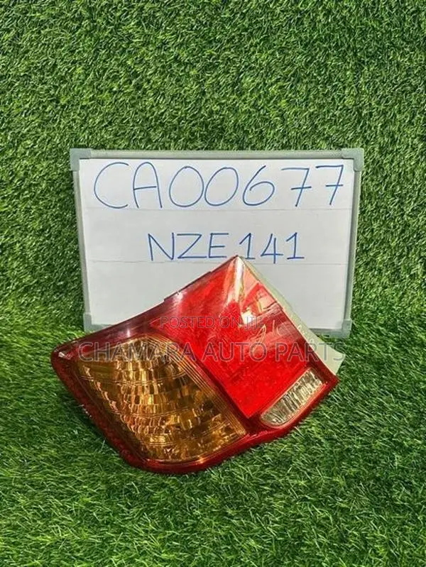 Toyota Corolla Axio ( NZE141) Tail Light