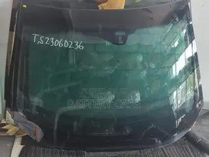 HONDA FIT GP7 WINDSCREEN