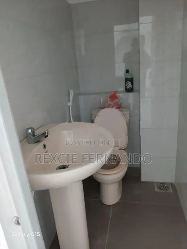3 Storey Building in Rajagiriya