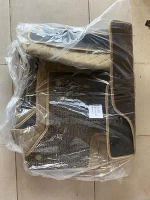 Toyota LC300 3D Carpet (5 Seat)
