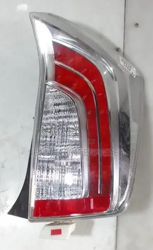 TOYOTA PRIUS W30 TAIL LIGHT RH