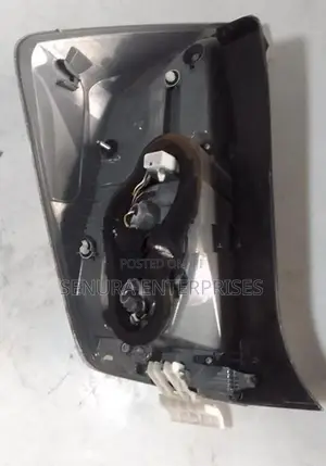 TOYOTA PRIUS W30 TAIL LIGHT RH