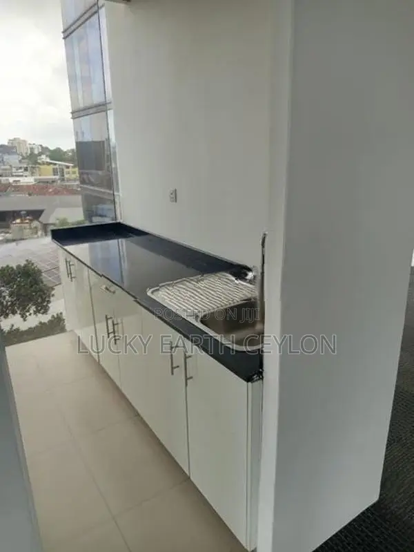 Rajagiriya 3 Floors of Commercial Space in Two Towers For Rent (MG1137