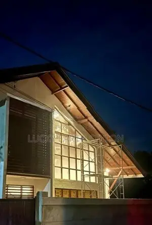 Piliyandala Unfurnished 2 Story New House For Rent (MG1142)