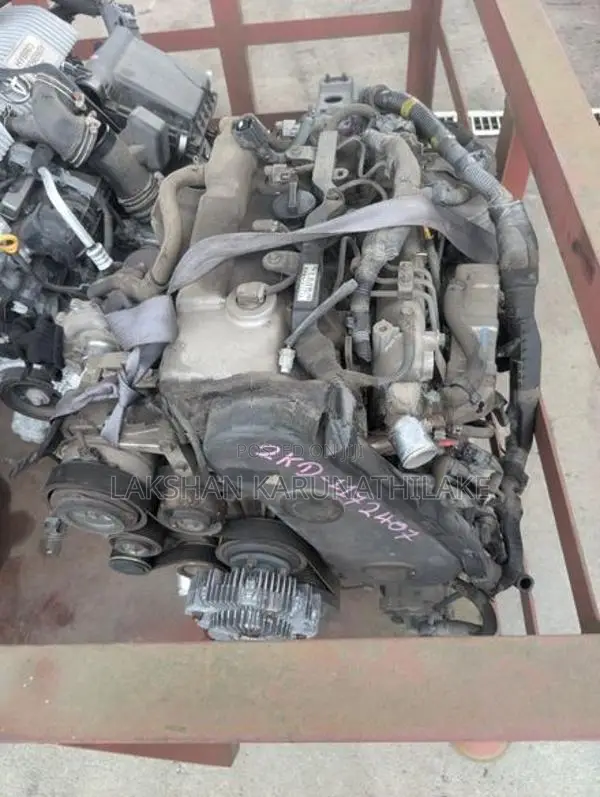 Toyota 2KD Engine with gear box complete