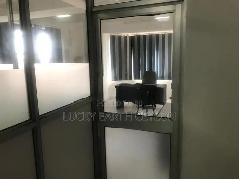 Col 1 Furnished Office Space With Parking For Rent (MG1146)