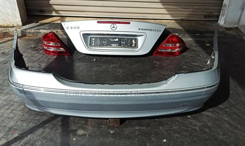 Mercedes Benz W203 Rear End