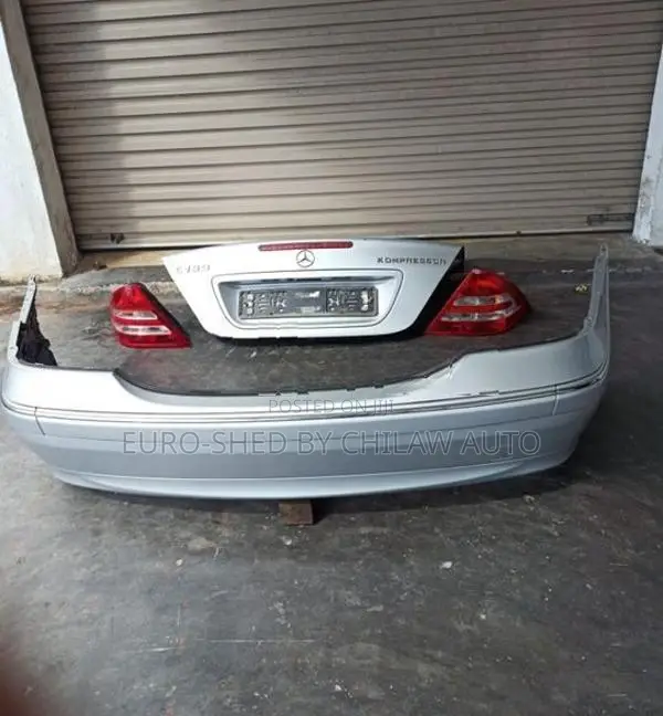 Mercedes Benz W203 Rear End