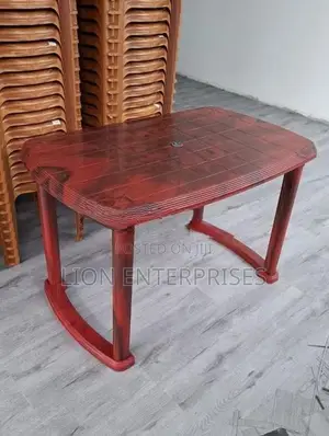 Nippon Plastic Tables