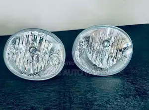 Toyota Fortuner Hilux Replacement Fog Lamps Halogen or LED