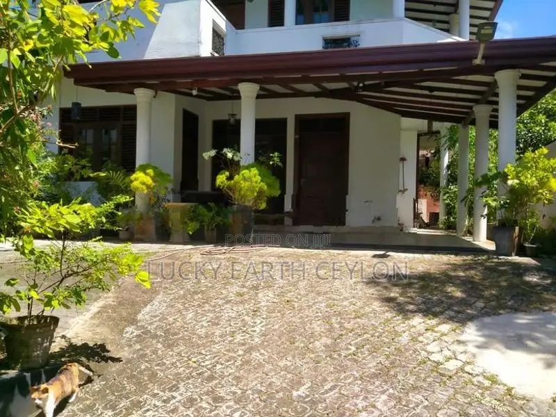 Sale Hokandara 2Story Large House With Ample Parking Space (S152)