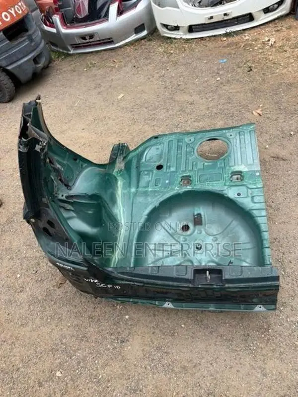 Toyota Vitz SCP10 Rear Left Side Cut Quarter Panel with Spare Wheel Ba