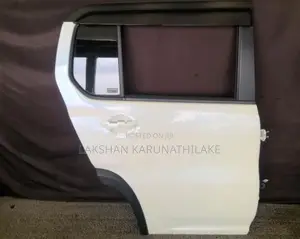 Suzuki Hustler J Style Side Door