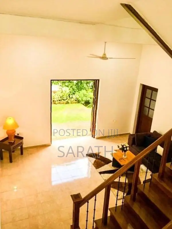 Superb Luxury House sale Talawatugoda