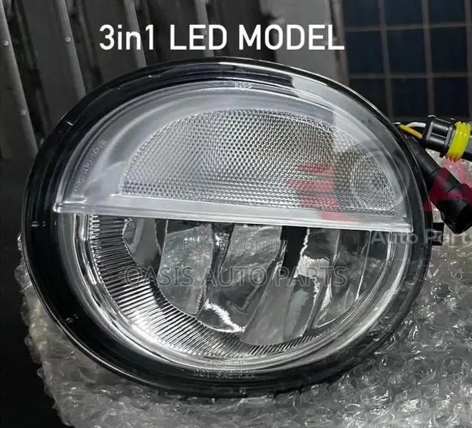 Toyota Fortuner Hilux Replacement Fog Lamps Halogen or LED