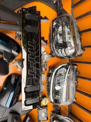 Daihatsu Taft Shell Grill