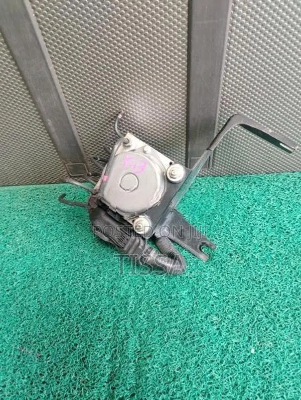 Nissan March K13 ABS Unit