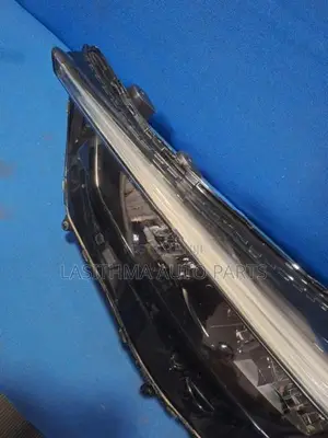 (2025) Honda Vezel Head Lamp